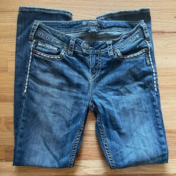 Silver Jeans Co. Tuesday Mid Straight Leg Jeans - Picture 1 of 11